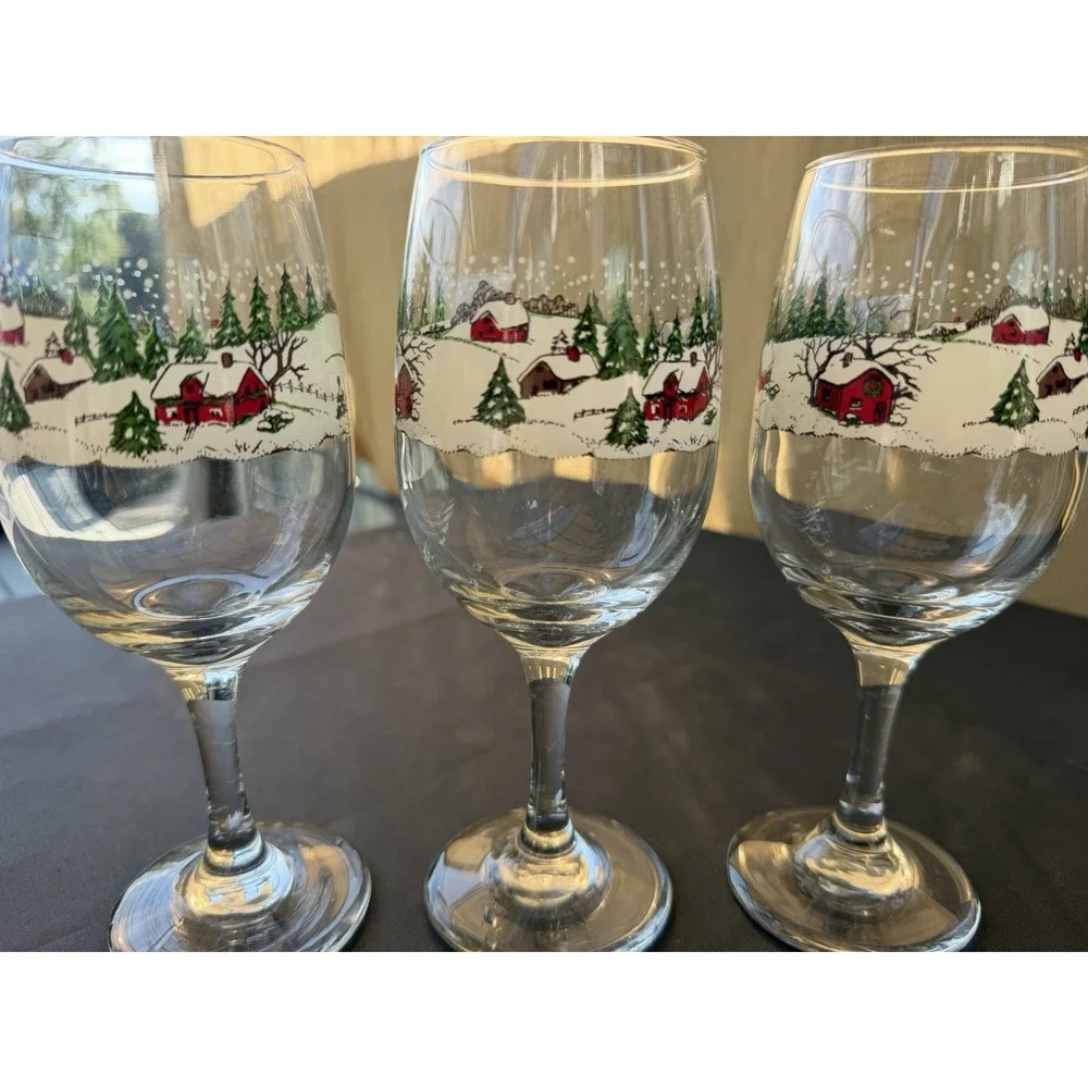 Libbey WINTER VILLAGE Se of 3 Glass WINE GOBLETS Snow Winter Holiday Scene